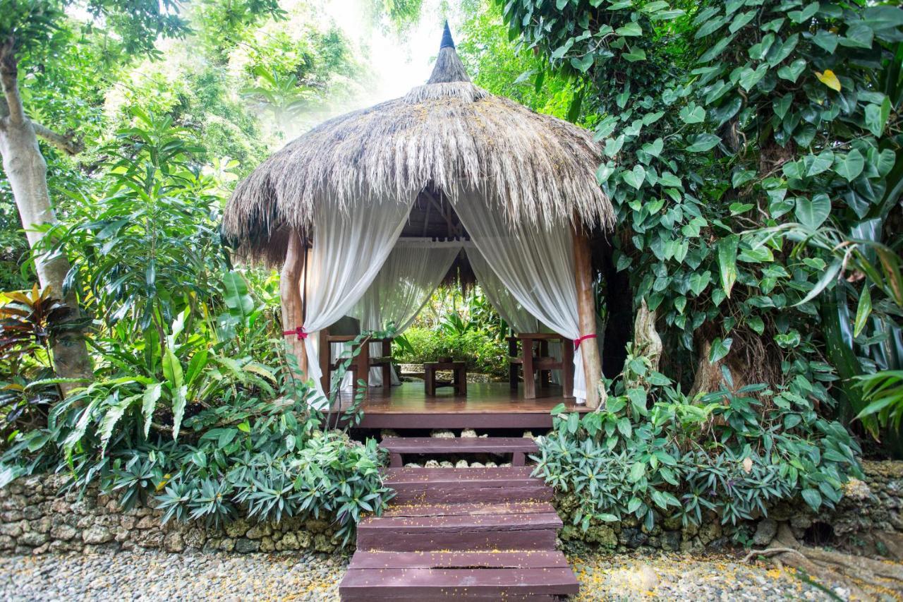 Mandala Spa & Resort Villas Manoc-Manoc Exterior foto