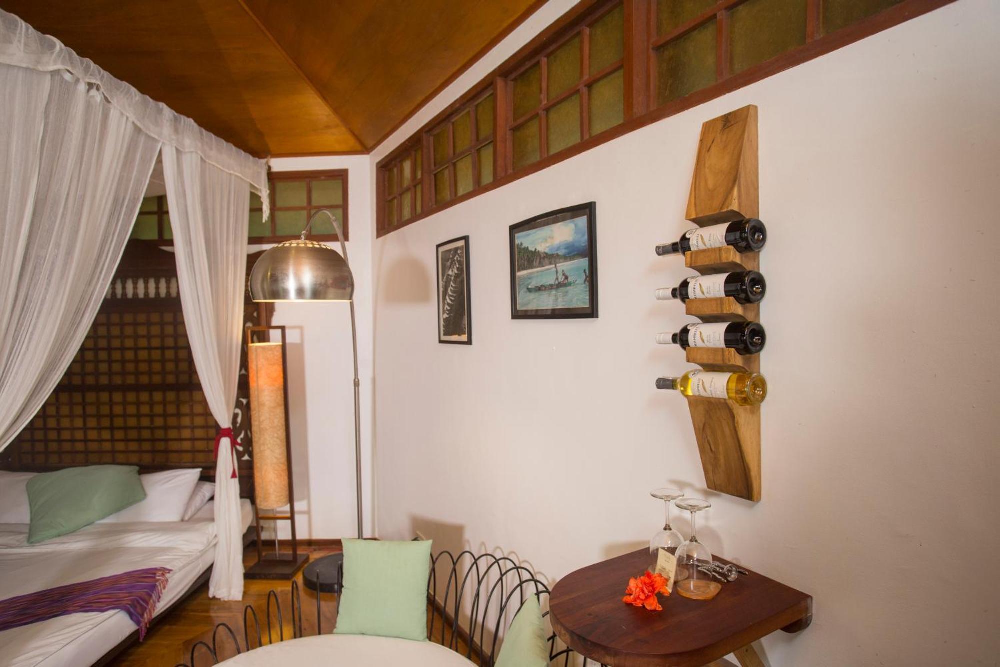 Mandala Spa & Resort Villas Manoc-Manoc Exterior foto