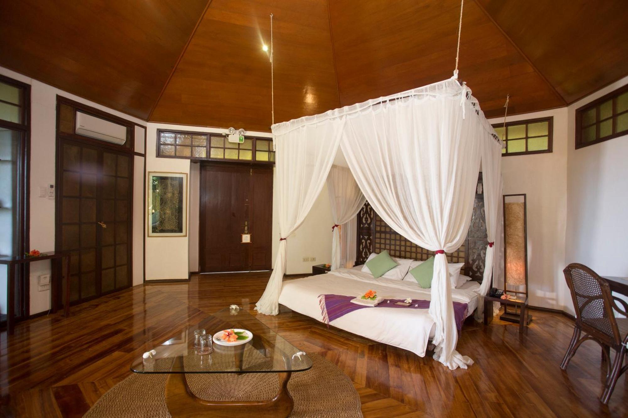 Mandala Spa & Resort Villas Manoc-Manoc Exterior foto