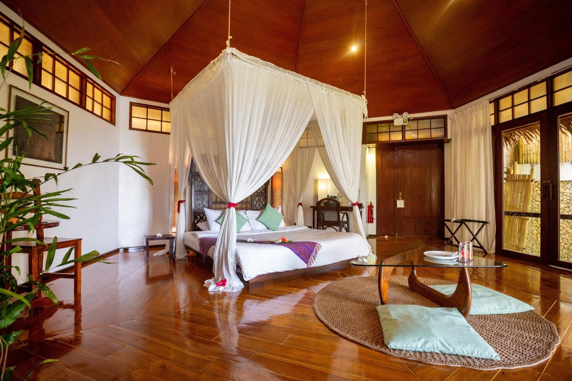 Mandala Spa & Resort Villas Manoc-Manoc Exterior foto