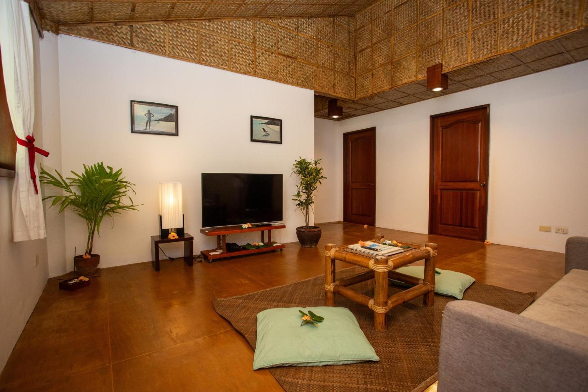 Mandala Spa & Resort Villas Manoc-Manoc Exterior foto