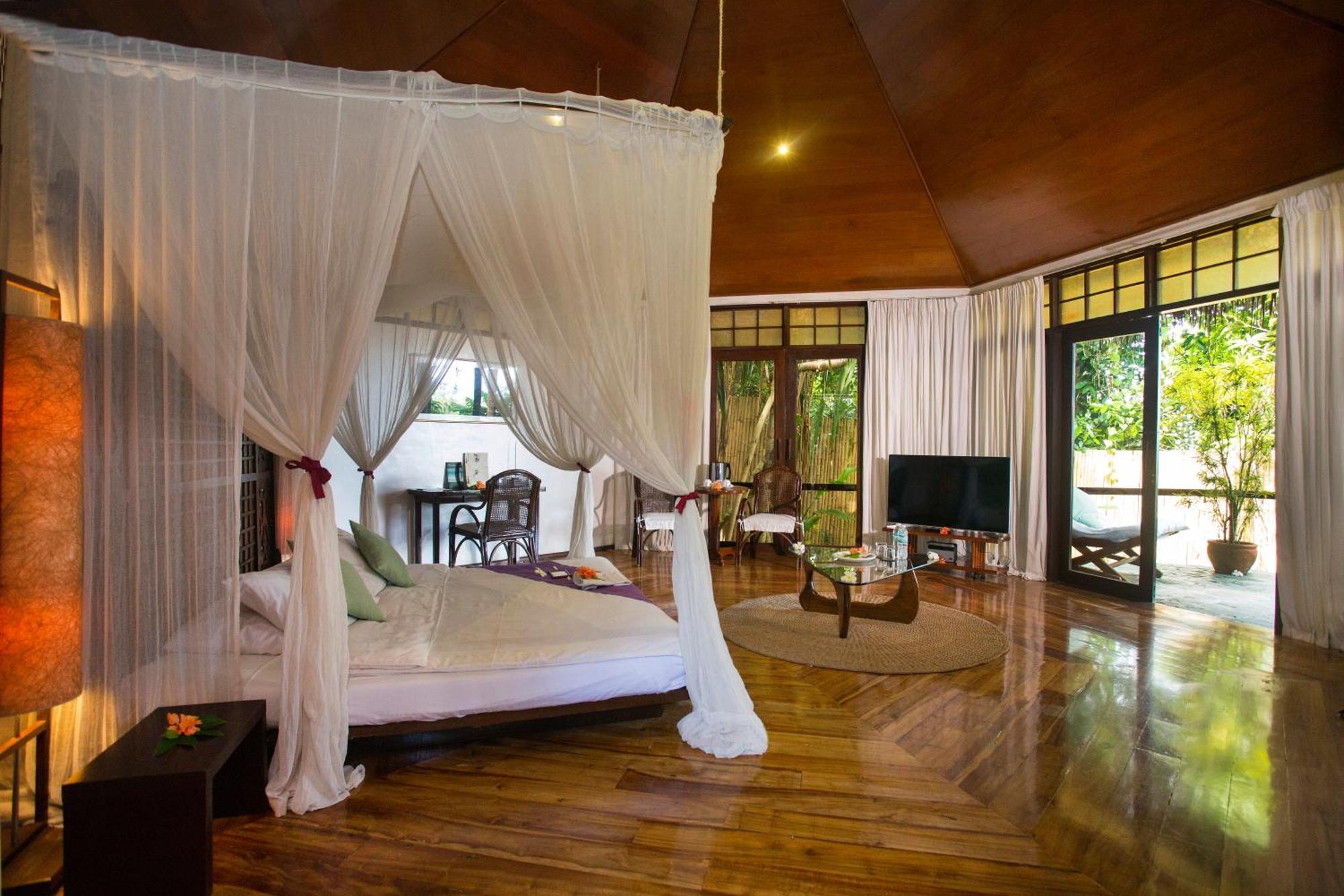 Mandala Spa & Resort Villas Manoc-Manoc Exterior foto